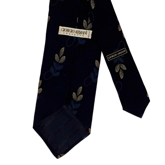 Giorgio Armani Navy Leaf Patterned Silk Tie - Picture 6 of 7